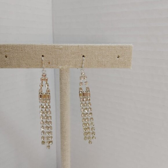 2/$30 Vintage Estate Art Deco Drop Earrings Rhinestone Dangle Silver Tone Bridal - Picture 3 of 5